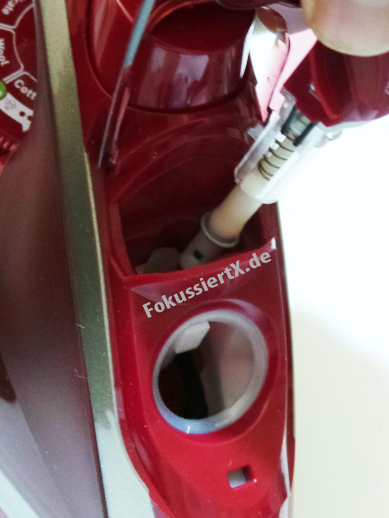 Tefal Ultragliss Plus FV 6820 Dampfbügeleisen