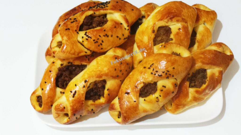 Börek mit Hack gefüllt