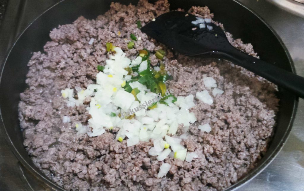 Börek mit Hack gefüllt